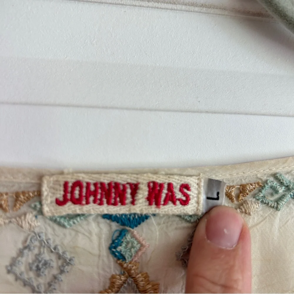 Johnny Was Cream Floral Embroidered Top L - Picture 6 of 7